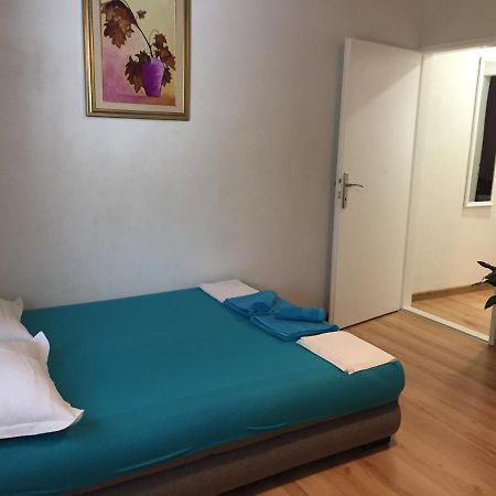 Apartman Ruzica Makarska Bagian luar foto