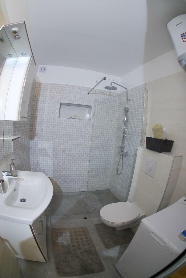 Apartman Ruzica Makarska Bagian luar foto