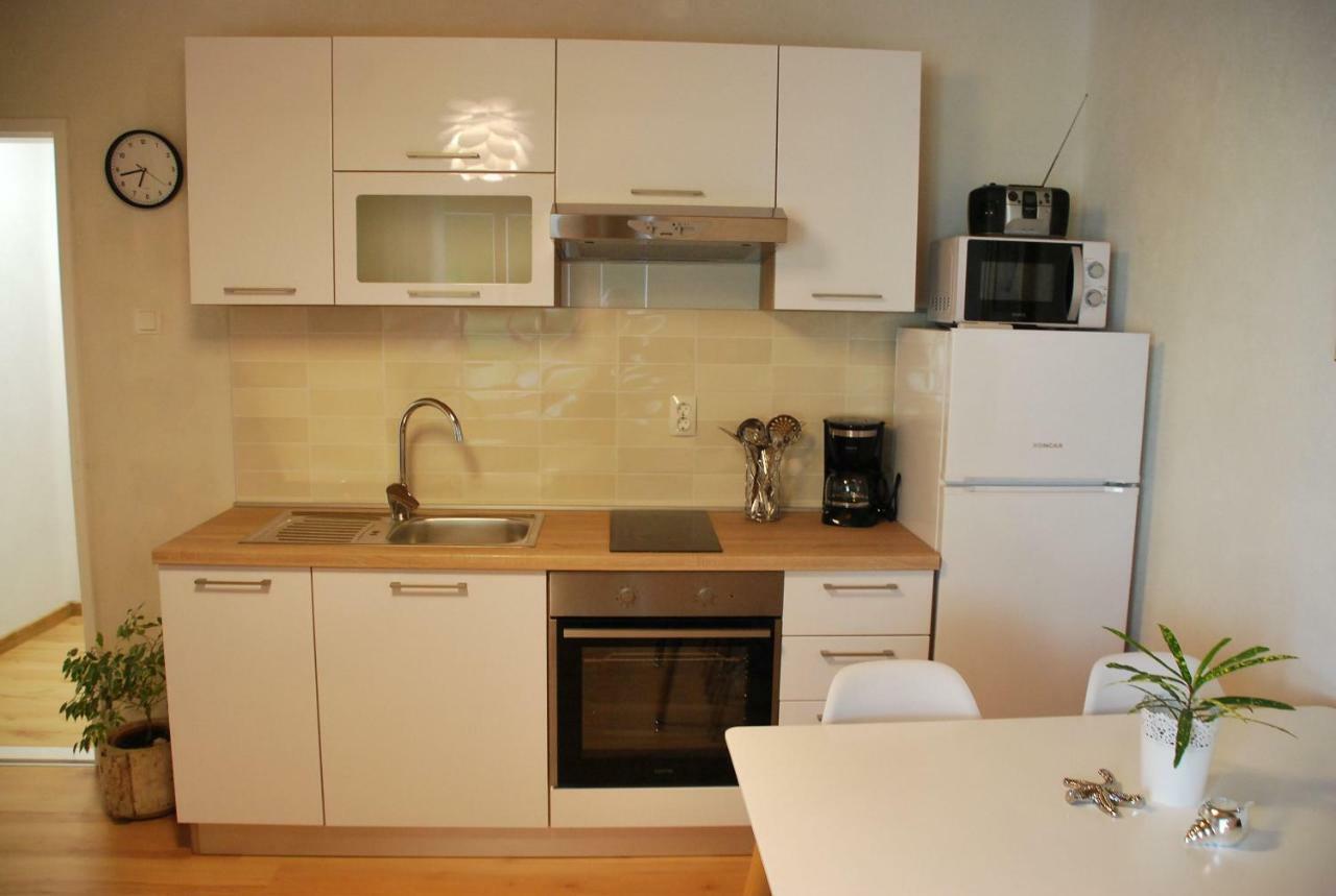 Apartman Ruzica Makarska Bagian luar foto