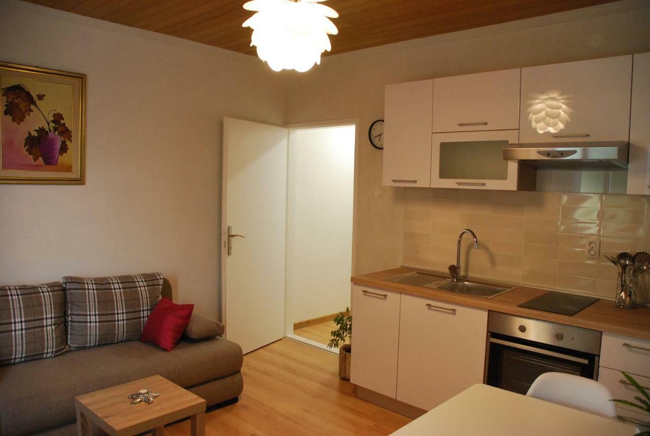 Apartman Ruzica Makarska Bagian luar foto
