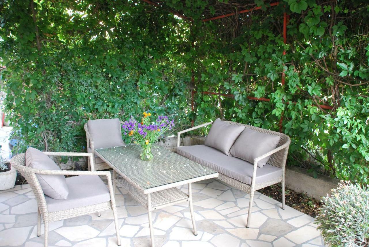 Apartman Ruzica Makarska Bagian luar foto